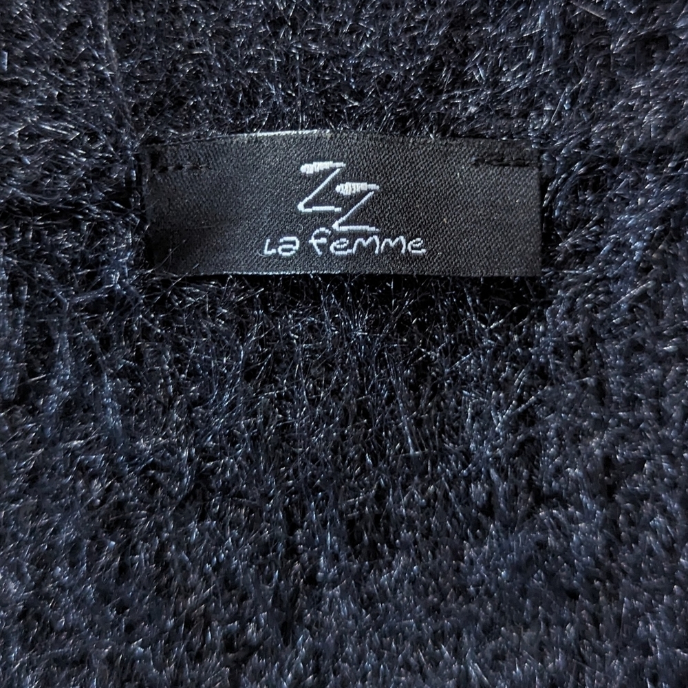 La Femme Cropped Black Sweater - Picture 6 of 8
